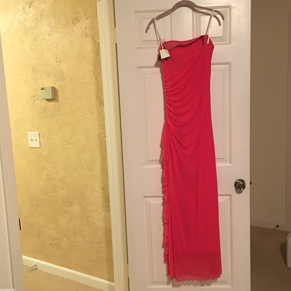 Strapless rose red formal dress - Picture 3 of 3